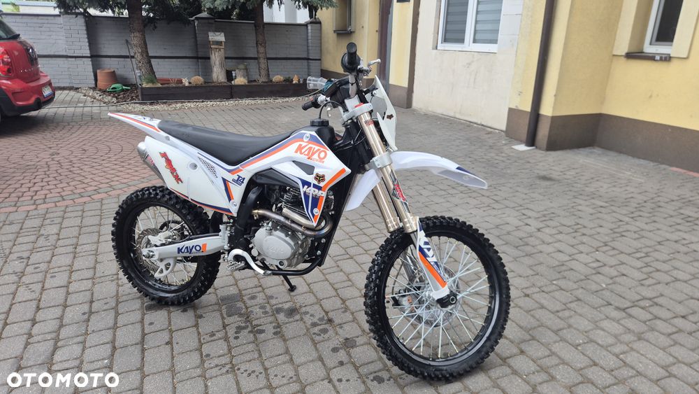 KAYO T4 - 8