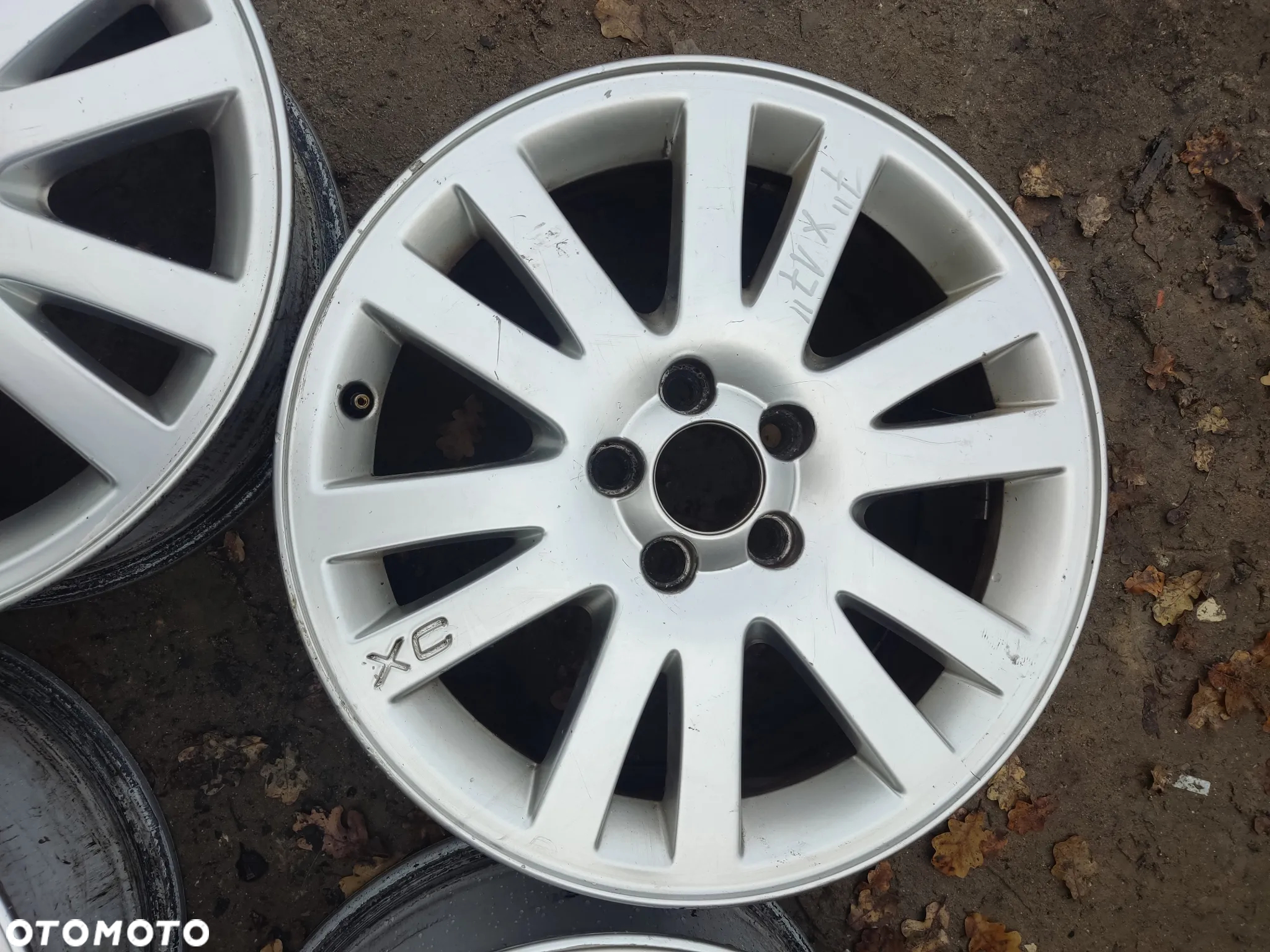 Felgi aluminiowe Volvo 17 cali 5x108 30643772 - 5