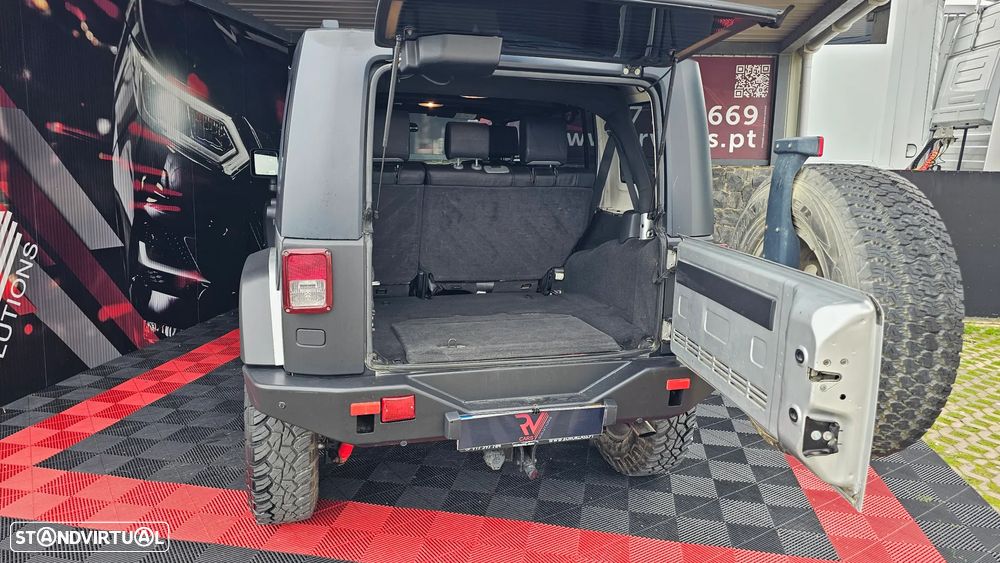 Jeep Wrangler Unlimited 2.8 CRD MTX Sahara Limited - 34