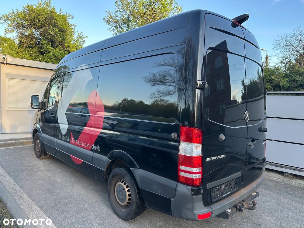 Mercedes-Benz Sprinter - 4