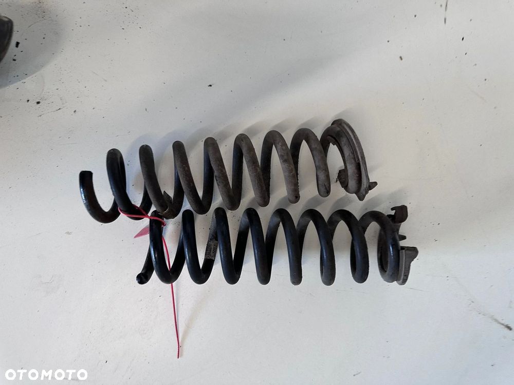 BMW F30 F31 F32 F36 sprężyny tył M-Pakiet - 2