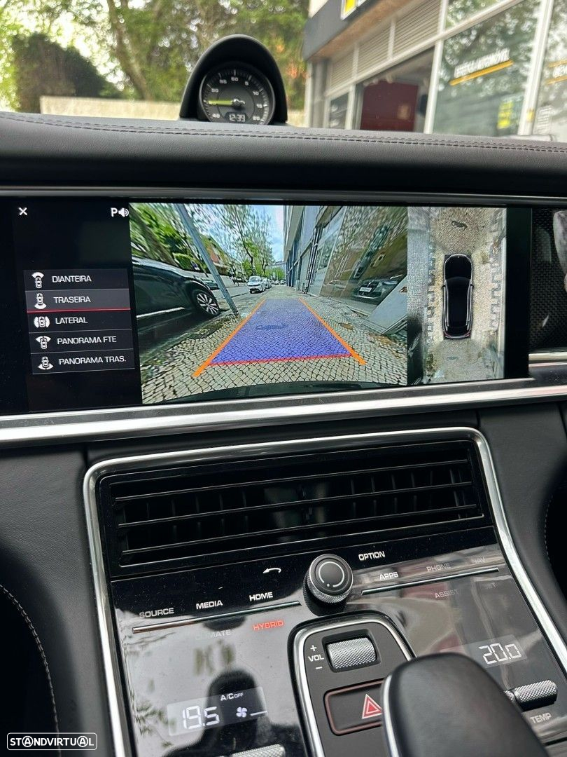 Porsche Panamera Sport Turismo 4 E-Hybrid - 25