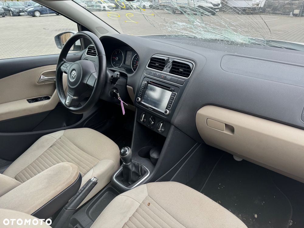 Volkswagen Polo 1.6 TDI Comfortline - 15