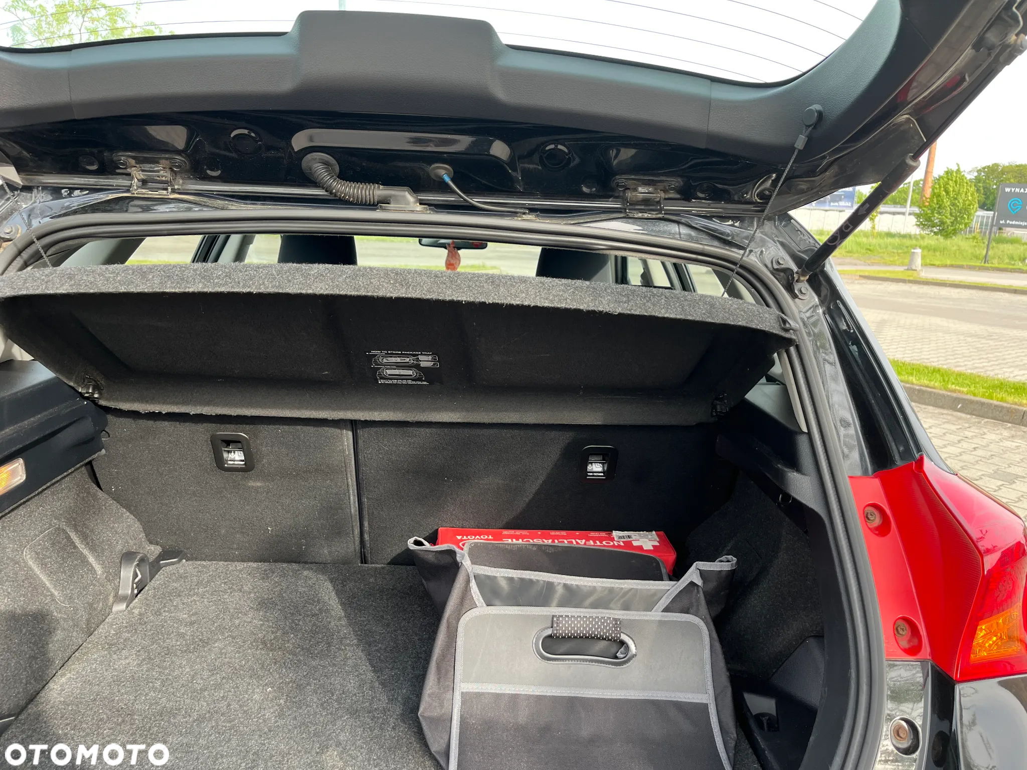 Toyota Auris 1.8 HSD Prestige NAVI - 23