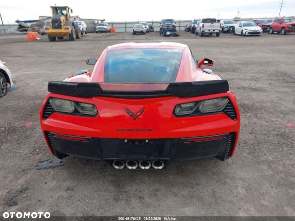 Chevrolet Corvette - 6