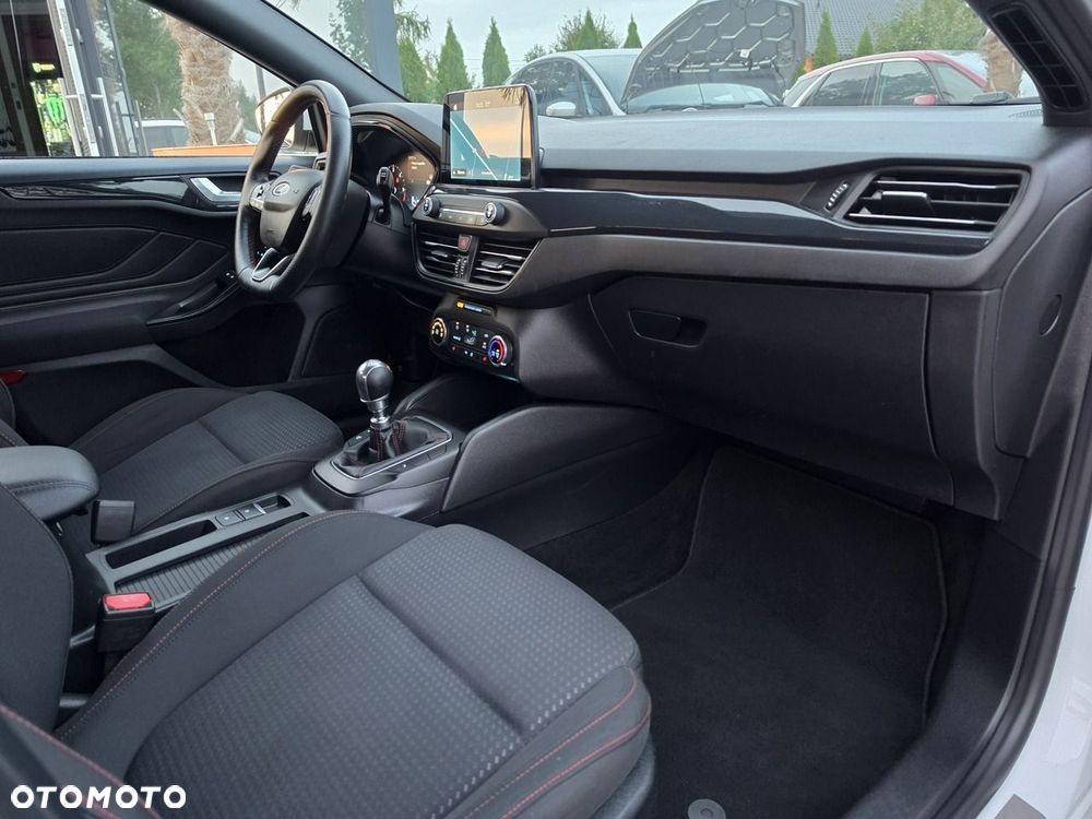 Ford Focus 2.0 EcoBlue ST-Line - 30