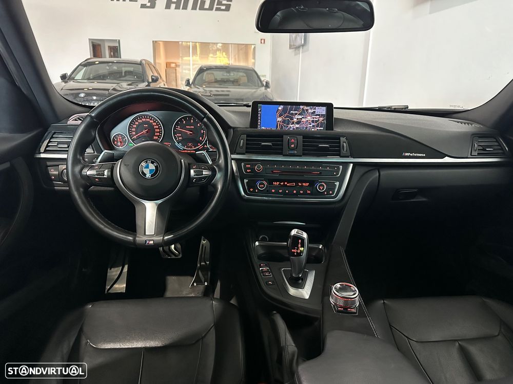 BMW 320 d Auto Pack M - 29