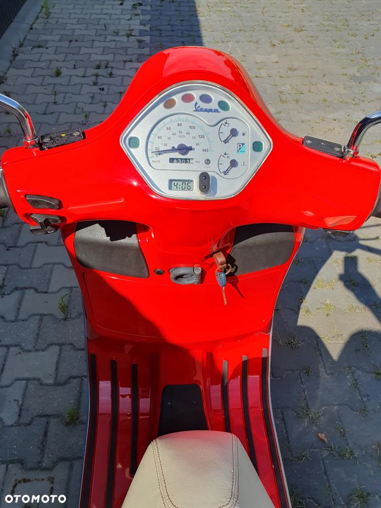 Vespa GTS - 14