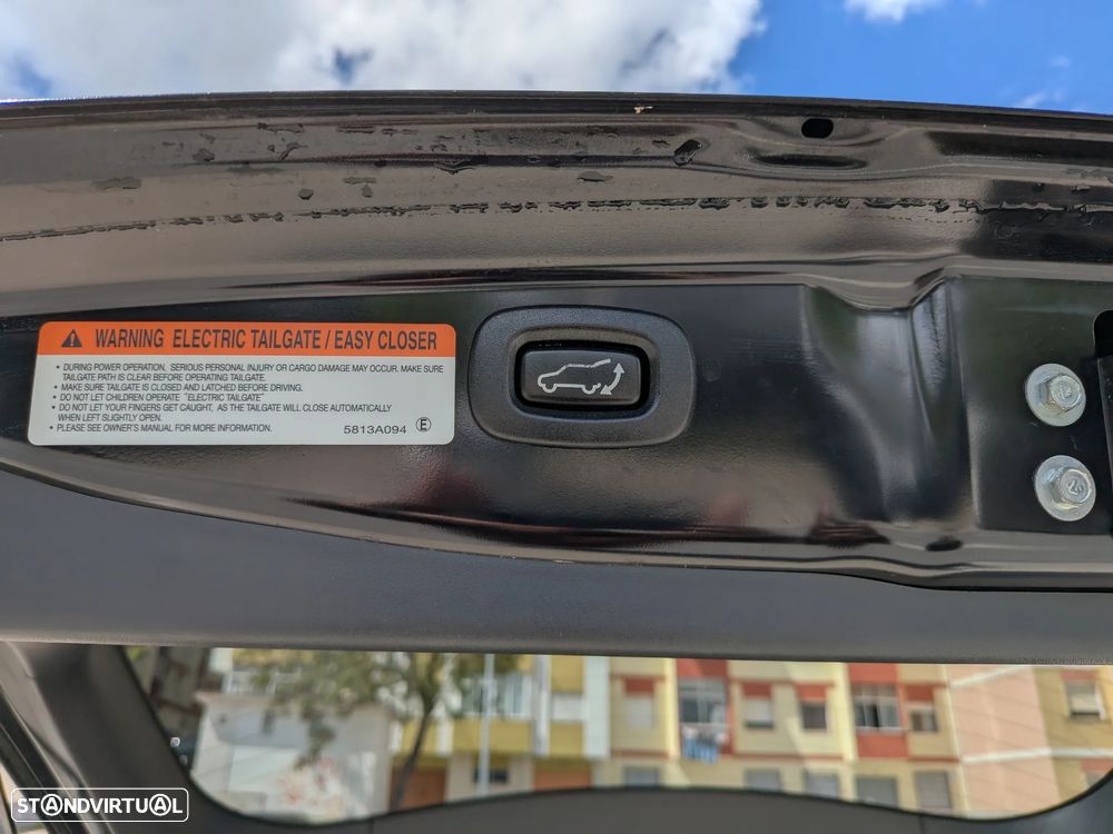 Mitsubishi Outlander 2.0 Intense - 25