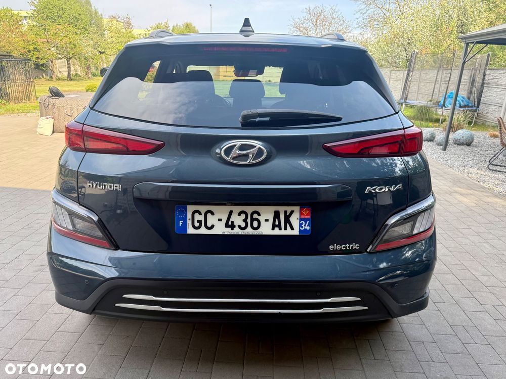 Hyundai Kona Premium - 10