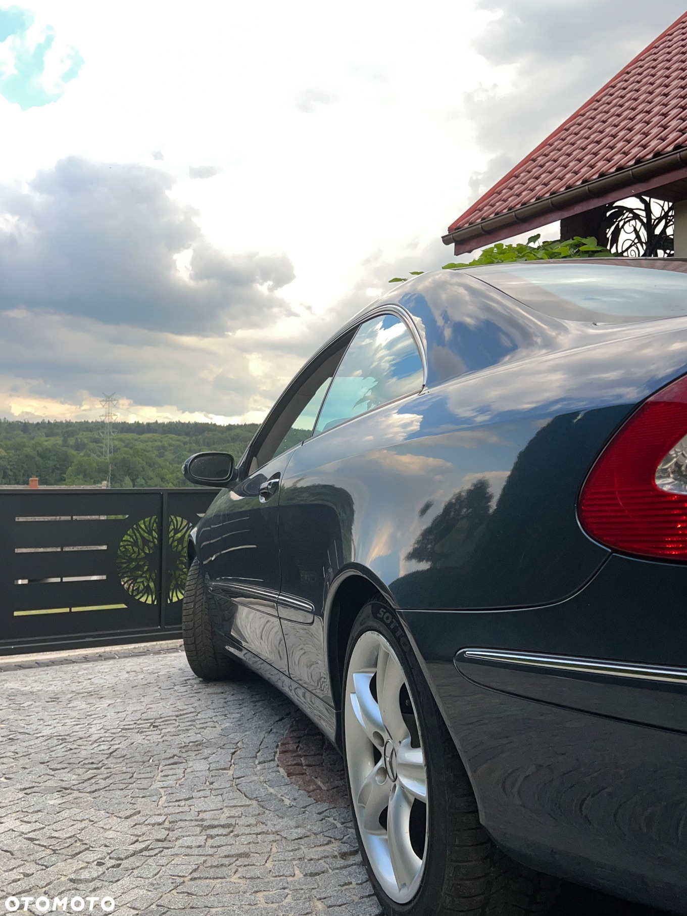 Mercedes-Benz CLK - 13