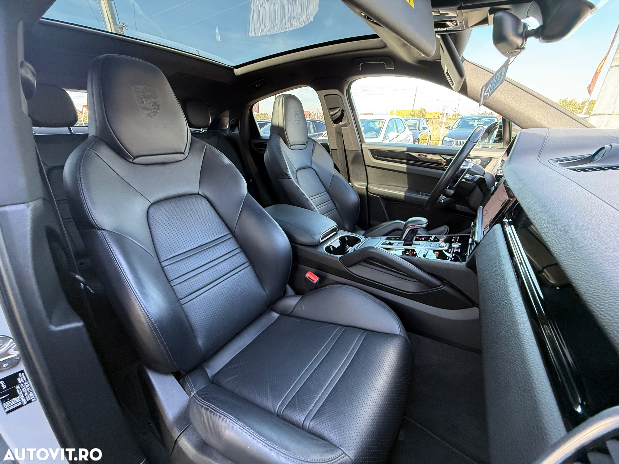 Porsche Cayenne Coupe E-Hybrid Tiptronic S Platinum Edition - 23