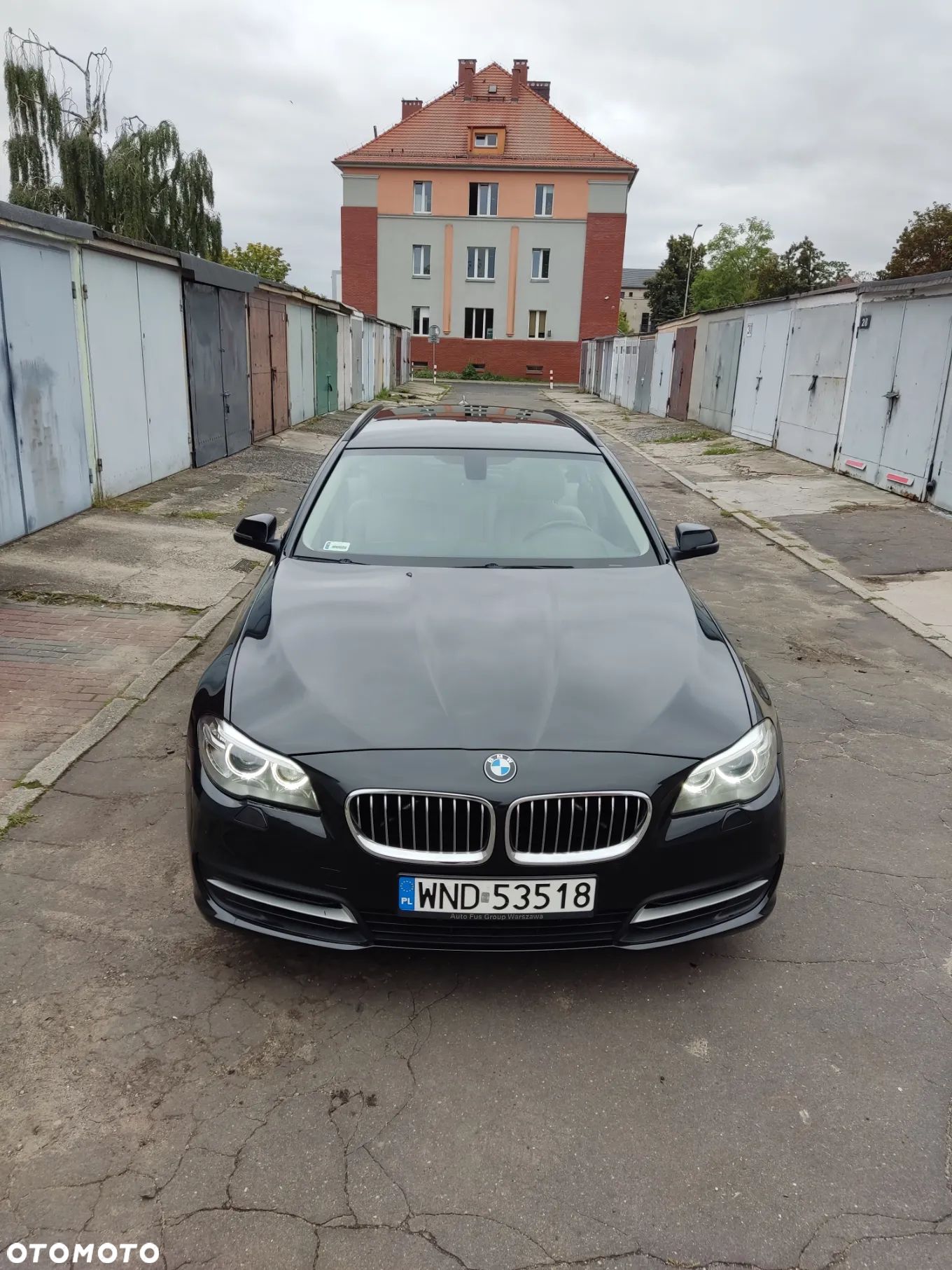BMW Seria 5 520d xDrive - 1