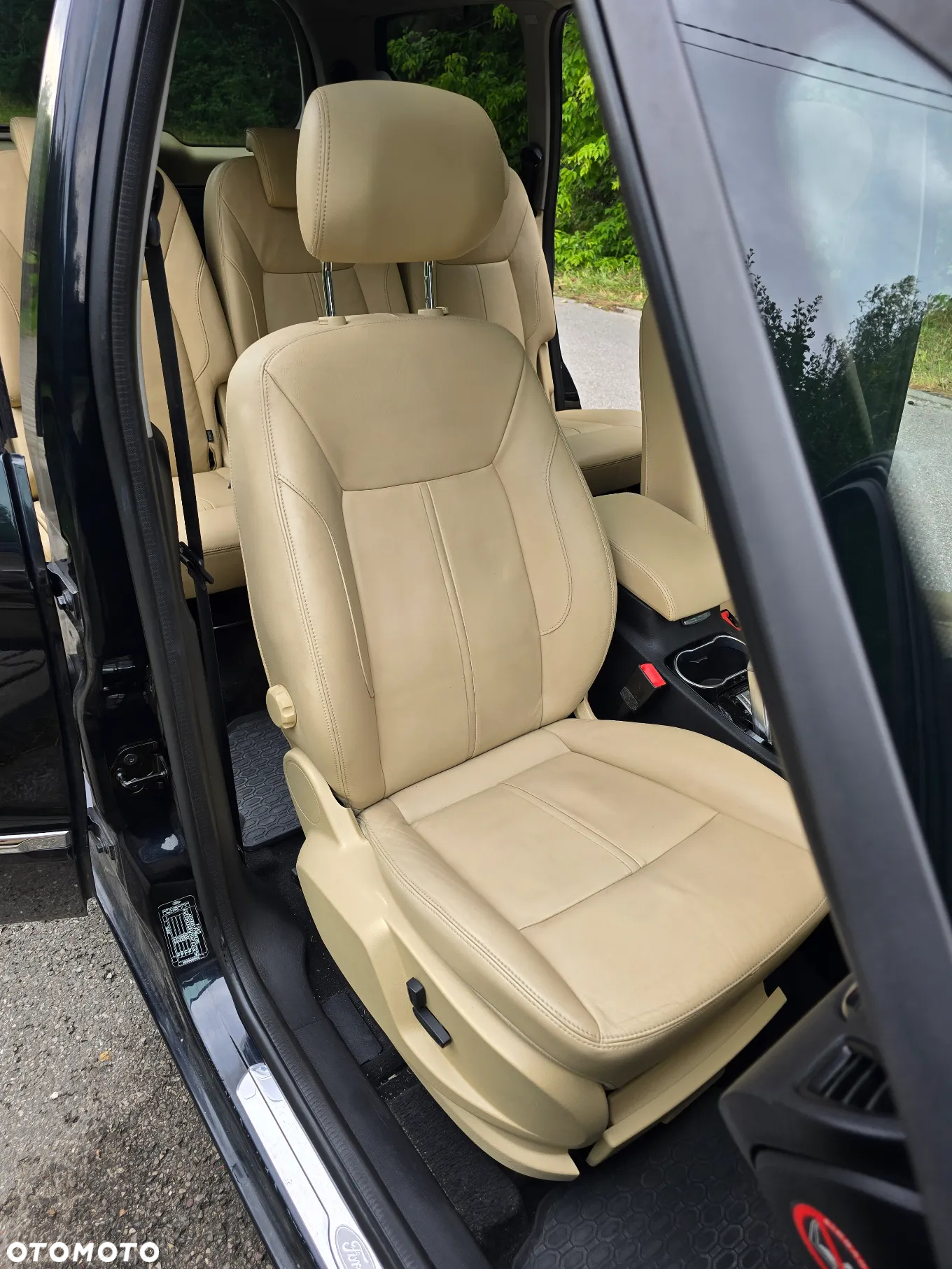 Ford Galaxy 2.0 EcoBoost Titanium - 21