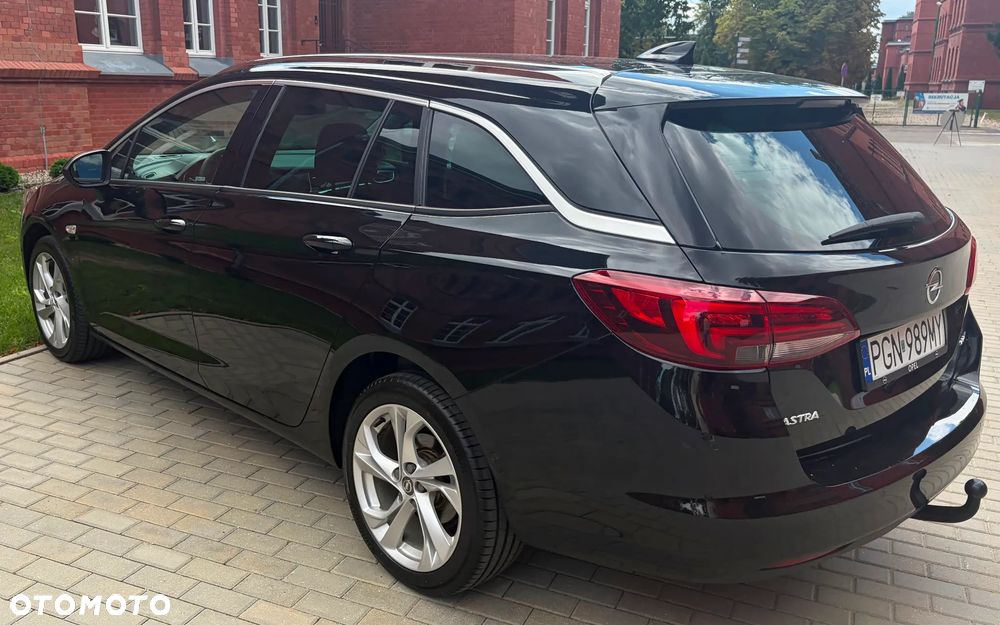 Opel Astra 1.6 CDTI Cosmo - 10