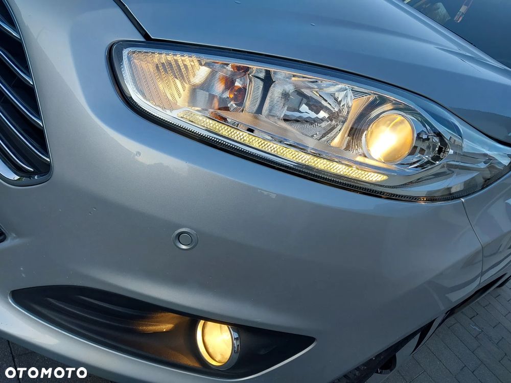 Ford Fiesta 1.0 EcoBoost STart-Stop Titanium - 18