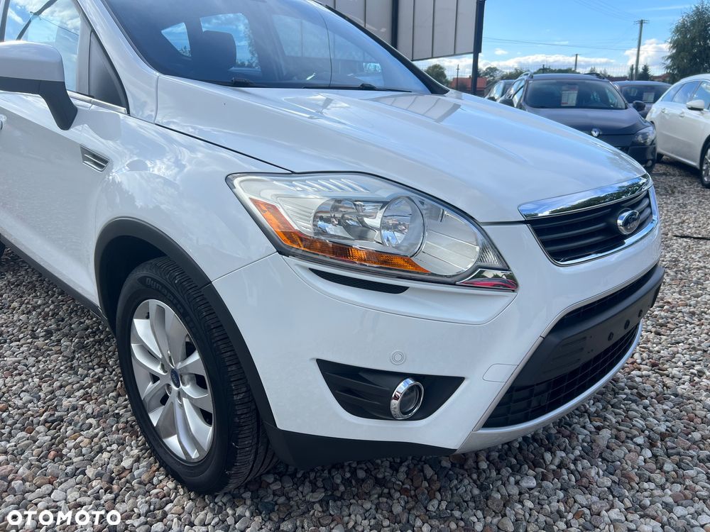 Ford Kuga - 12