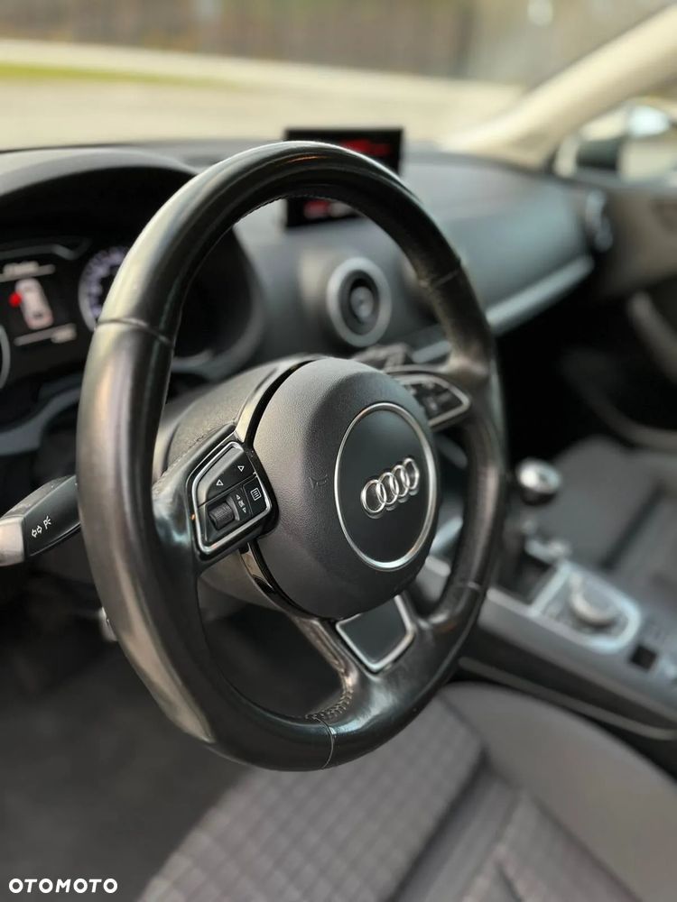 Audi A3 Sportback 2.0 TDI - 32