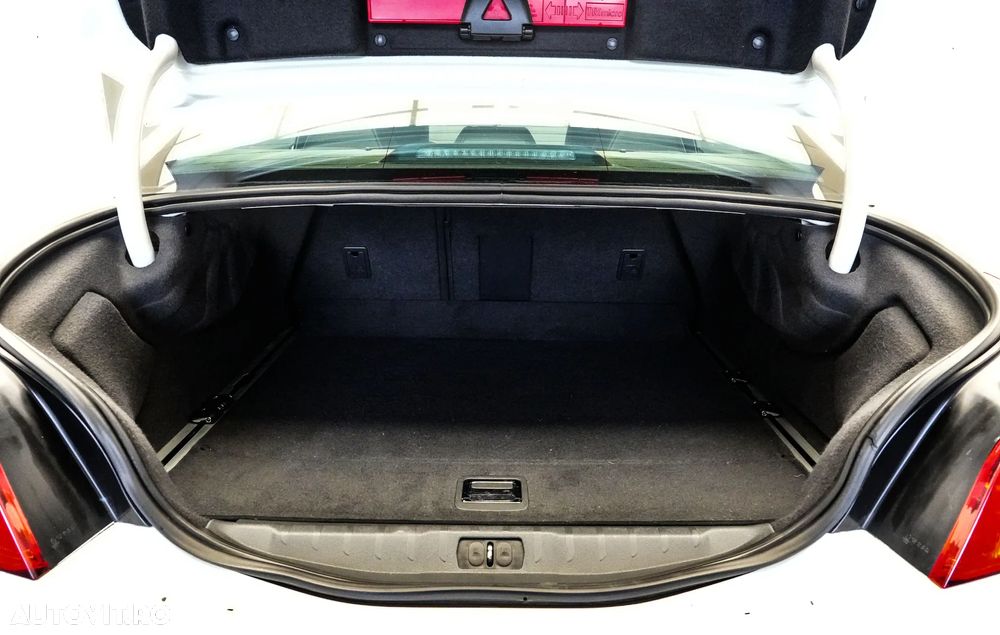 Peugeot 508 Hybrid 2.0 HDI 163cp + 37cp electric Allure - 22