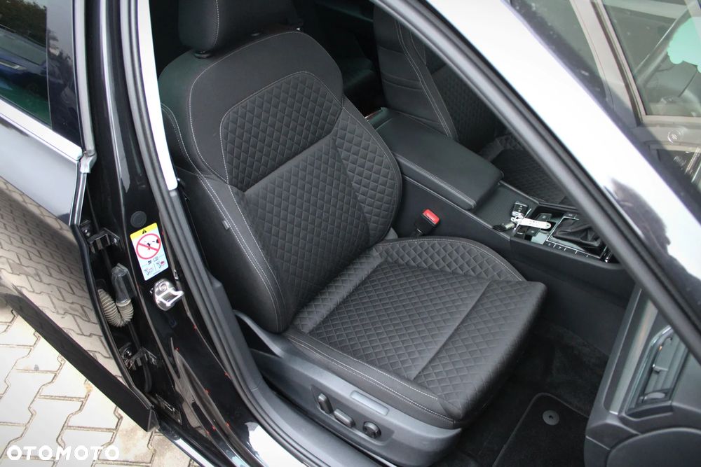 Skoda Superb 2.0 TDI SCR 4x4 Style DSG - 16