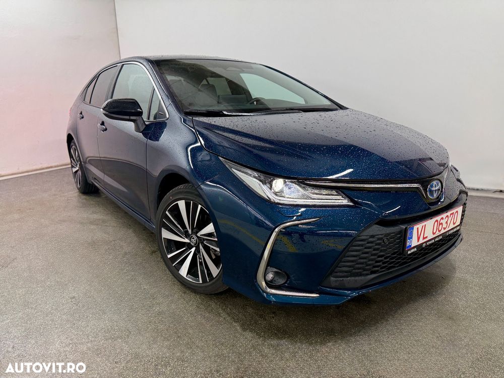 Toyota Corolla 1.8 HEV Dynamic - 1
