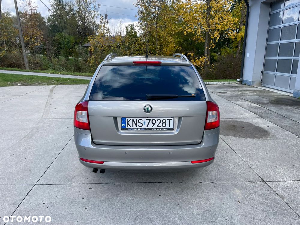 Skoda Octavia 1.8 TSI DSG Elegance - 5