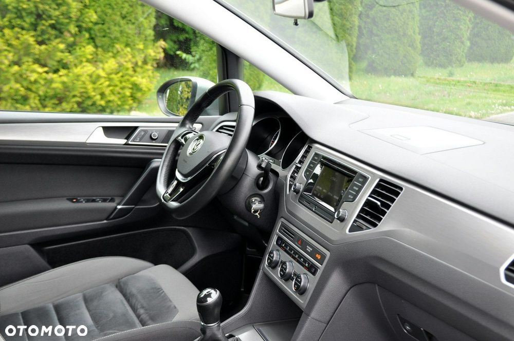 Volkswagen Golf Sportsvan - 18