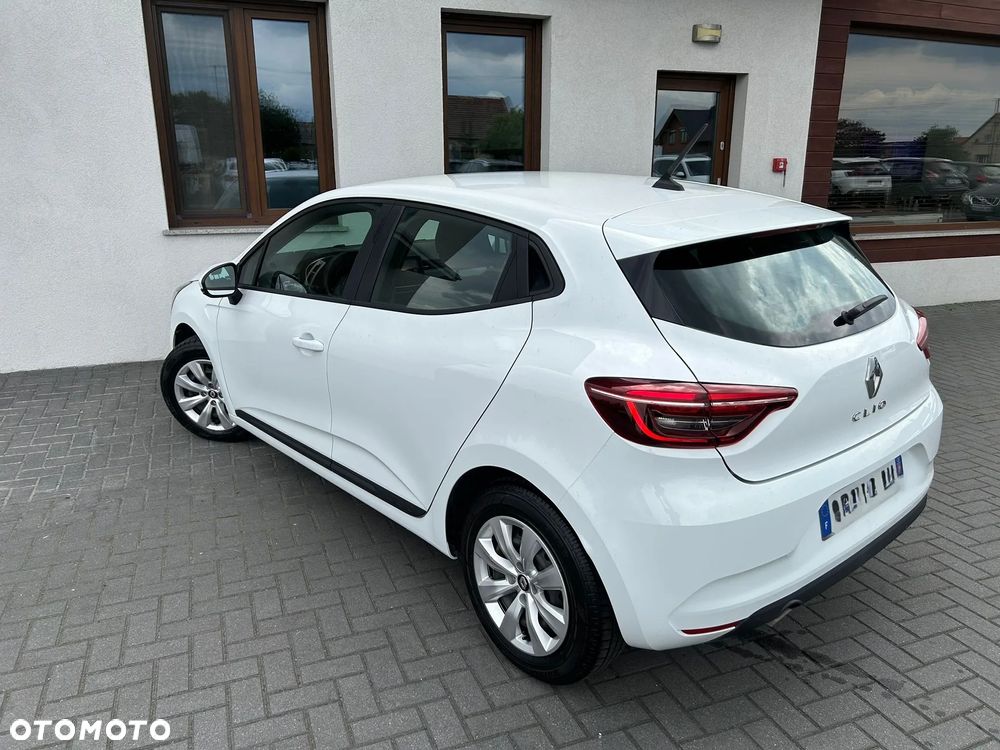 Renault Clio - 9