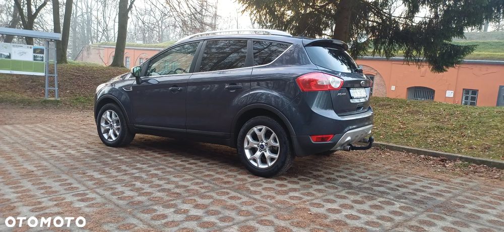 Ford Kuga 2.0 TDCi 4x4 Titanium - 10