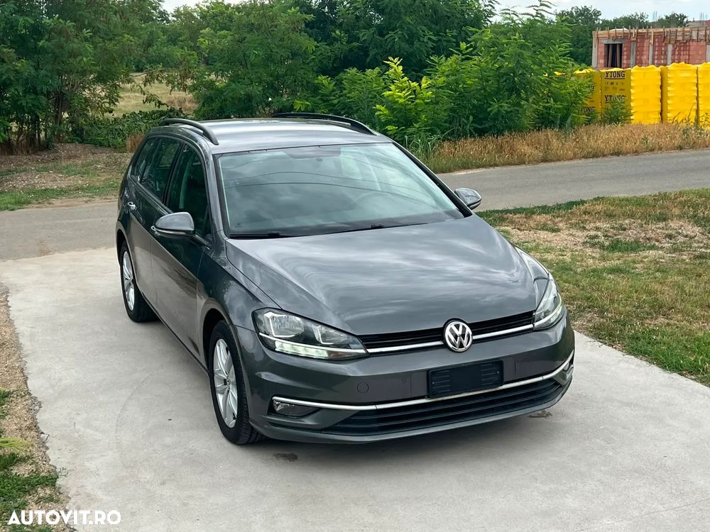 Volkswagen Golf - 3