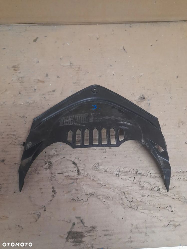 HONDA CBR 1000 RR  Wypełnienie osłony wewnętrznej przedniej przedniej 64220-MGP-D0 1800413 - 1