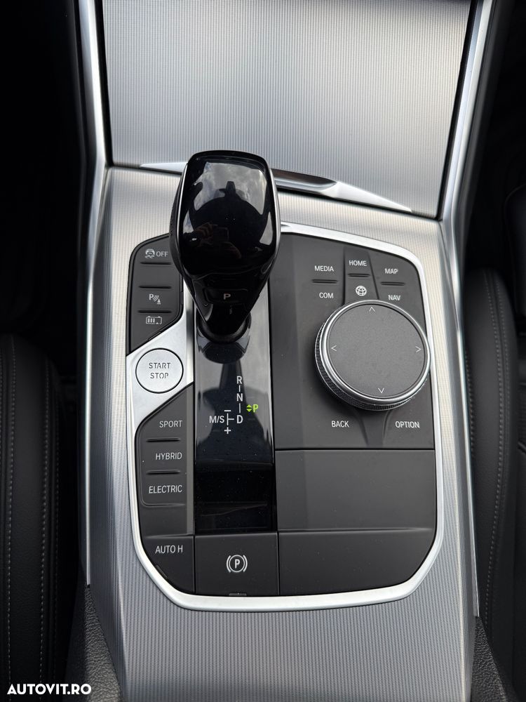 BMW Seria 3 320e Touring Aut. M Sport - 29