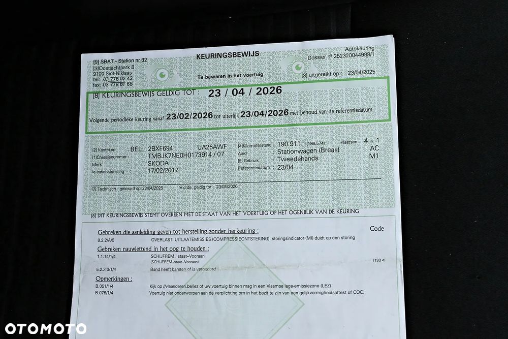Skoda Octavia 2.0 TDI DSG RS - 8