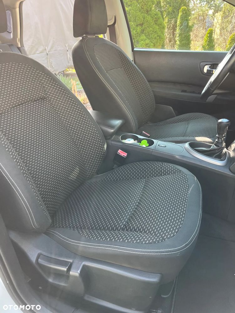 Nissan Qashqai 2.0 dCi DPF acenta - 10