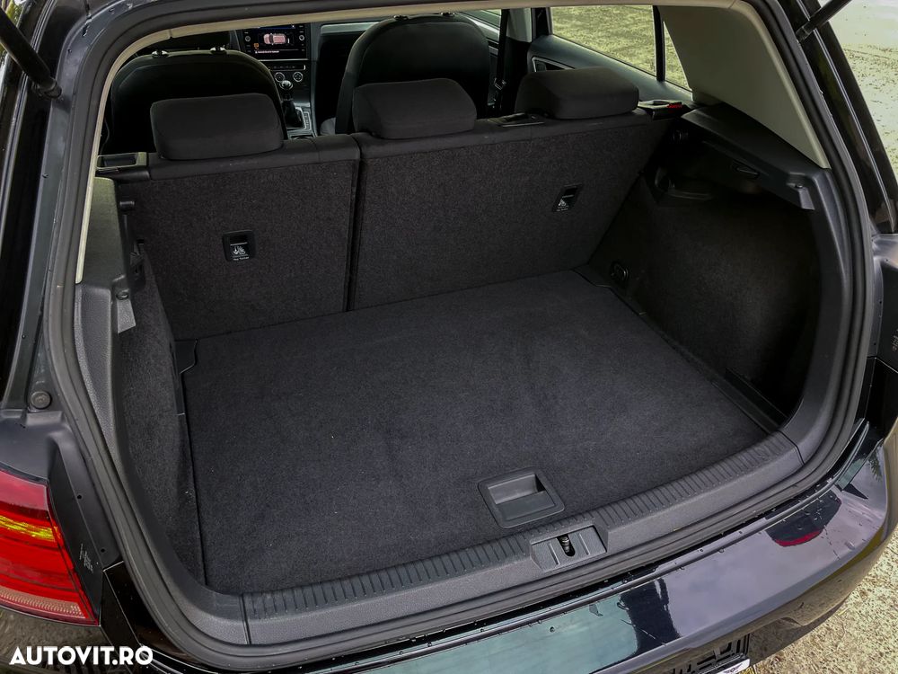 Volkswagen Golf 1.0 TSI (BlueMotion Technology) Comfortline - 22