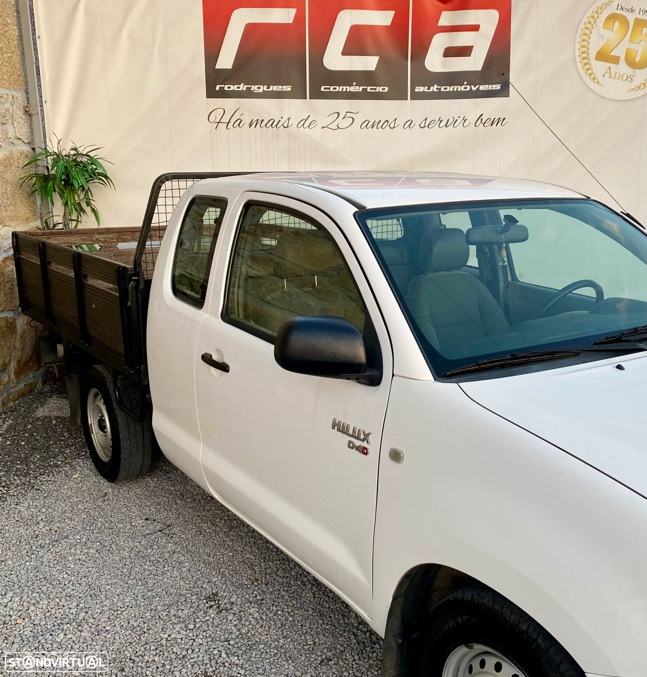 Toyota Hilux 2.5 D-4D 2WD CE PM+AC - 35