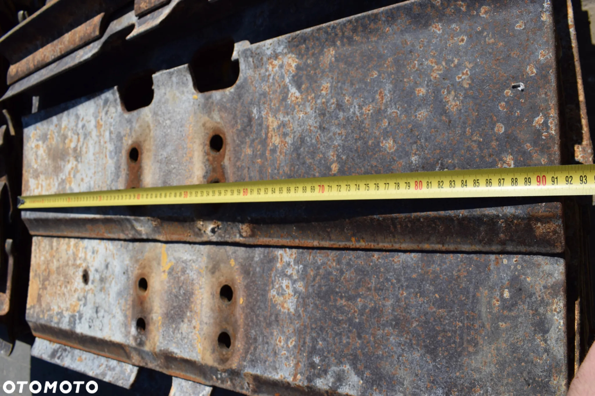 Płytka płyta klepka stopa błotniak Komatsu D65 Plus Type - 10