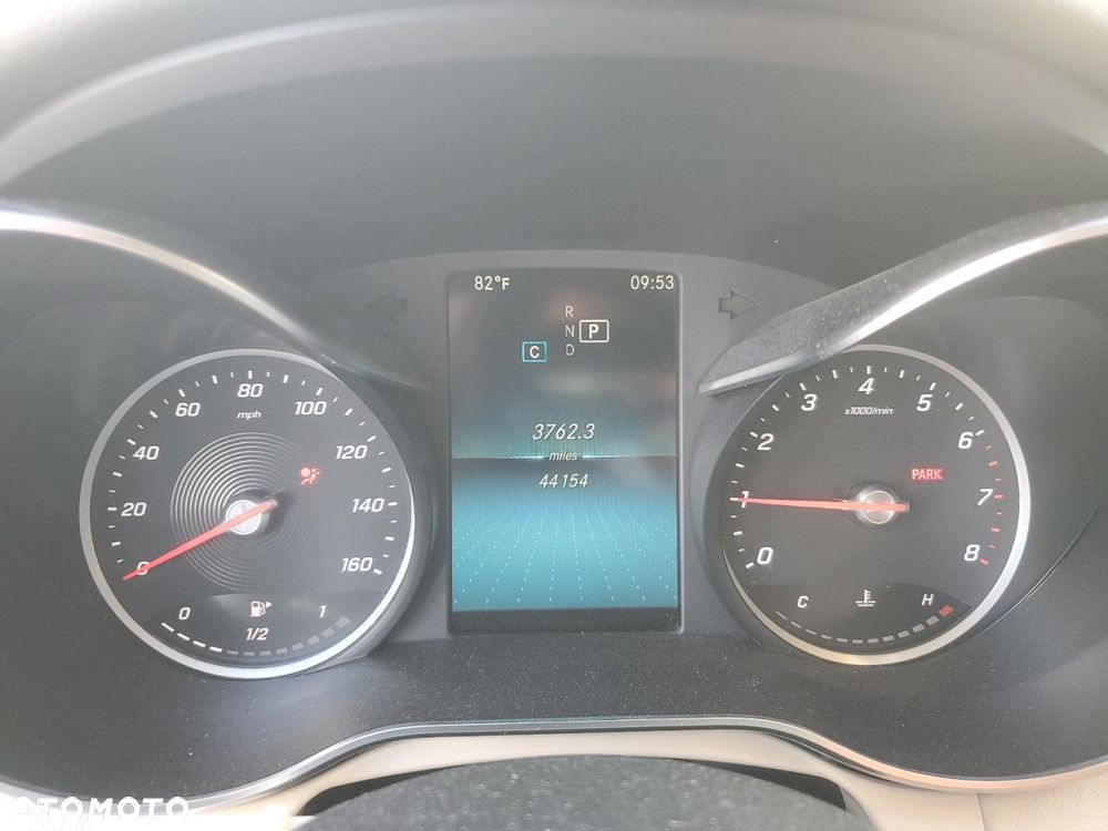 Mercedes-Benz Klasa C 300 9G-TRONIC Edition - 10