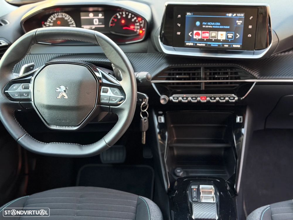 Peugeot 2008 PureTech 130 EAT8 Active - 6