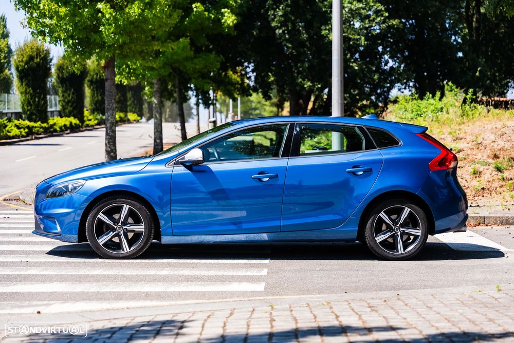 Volvo V40 2.0 D2 R-Design - 4