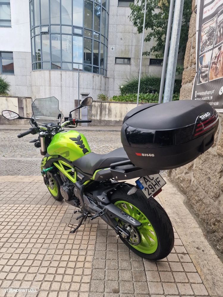 Benelli 302 S Naked - 12