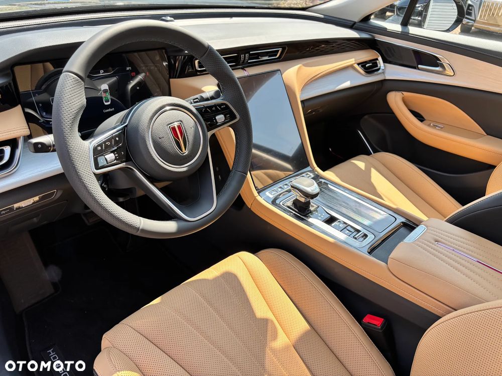 Hongqi H5 2.0T Comfort - 12