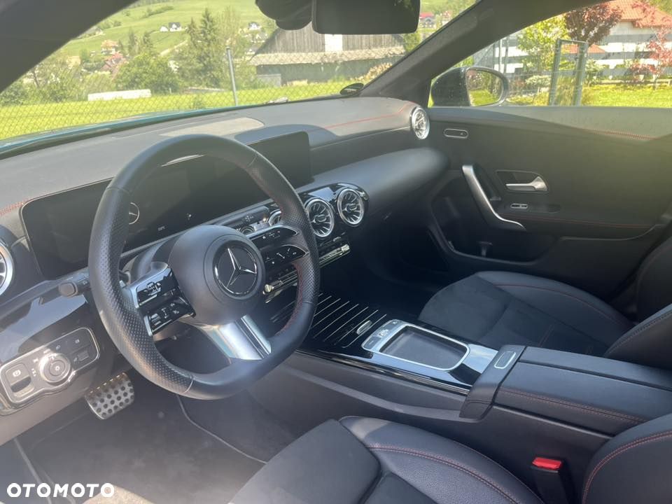 Mercedes-Benz CLA 250 4Matic 8G-DCT AMG Line Advanced Plus - 18