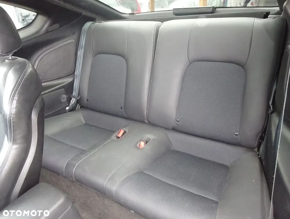 Hyundai Coupe 2.0 GLS - 7