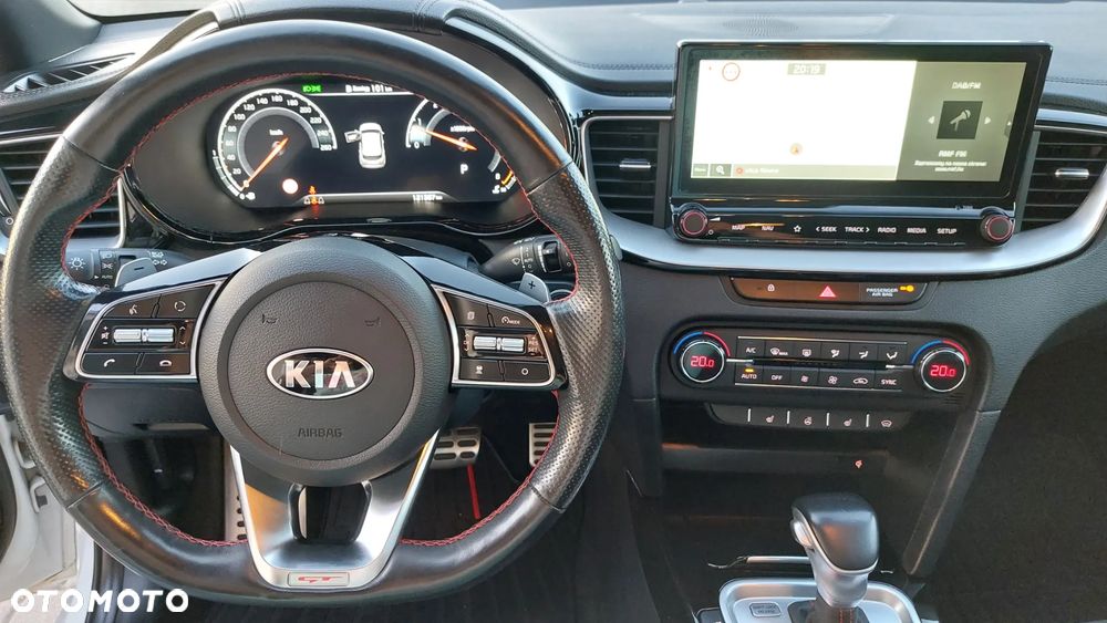 Kia ProCeed - 4