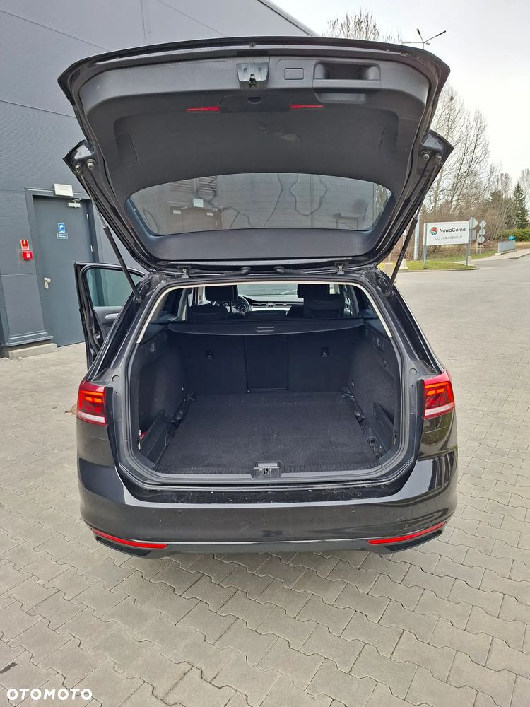 Volkswagen Passat 2.0 TDI EVO Business DSG - 14