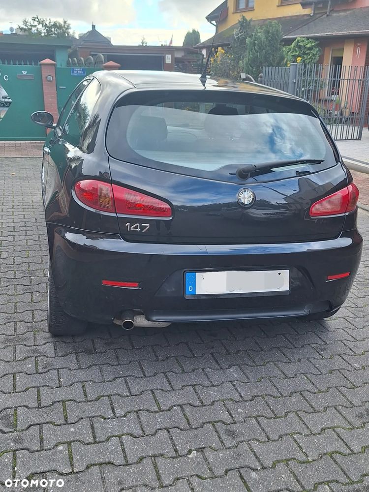 Alfa Romeo 147 - 6