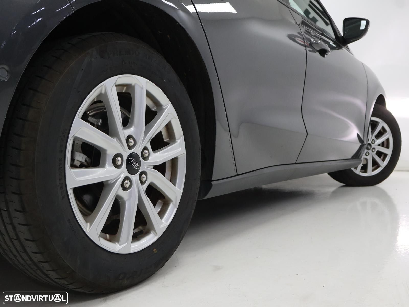 Ford Focus 1.0 EcoBoost MHEV Connected - 10