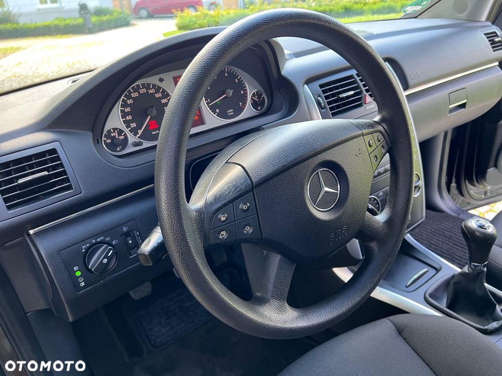 Mercedes-Benz Klasa B 170 Special Edition - 18