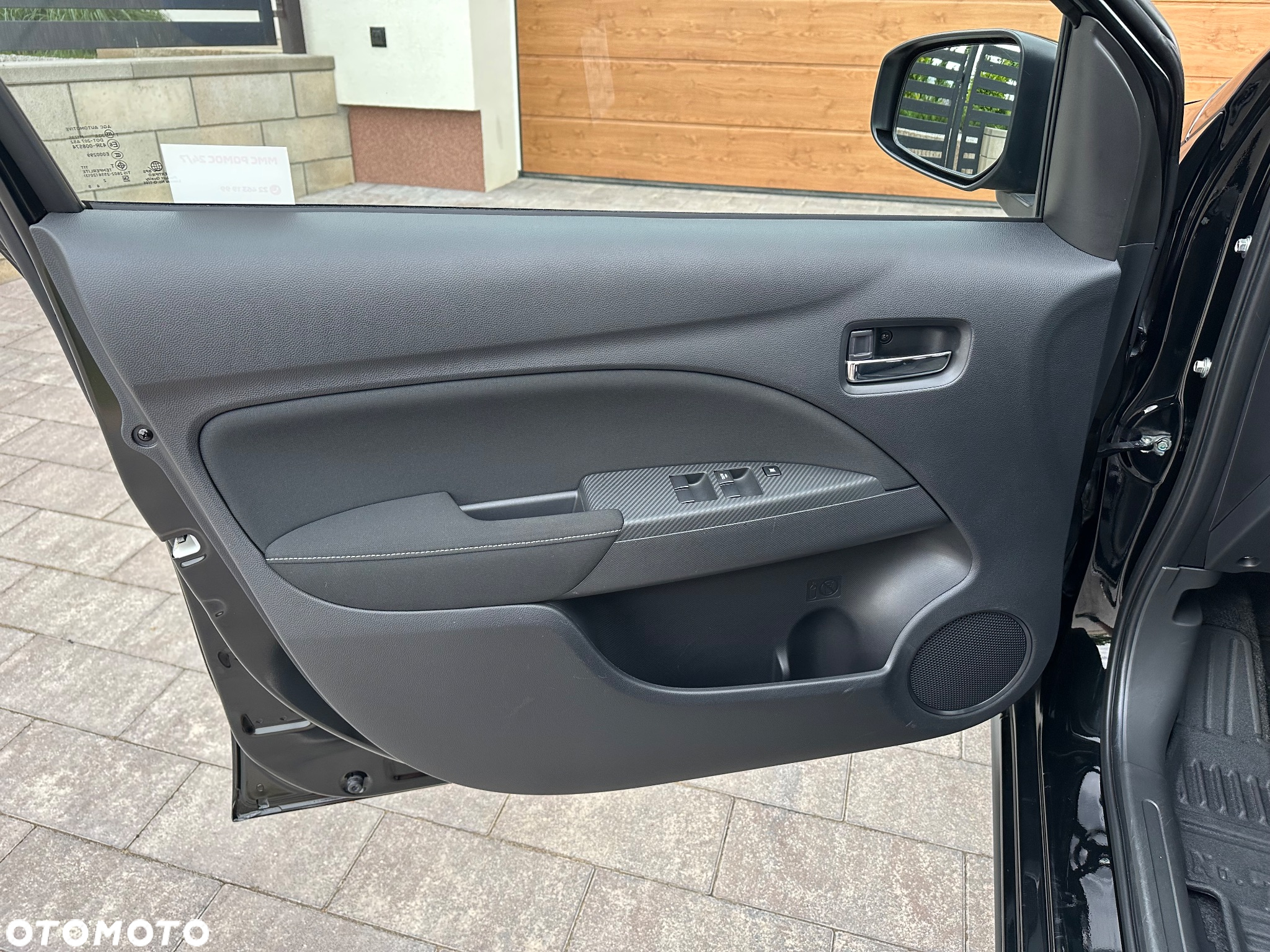 Mitsubishi Space Star 1.2 AS&G Intense - 14